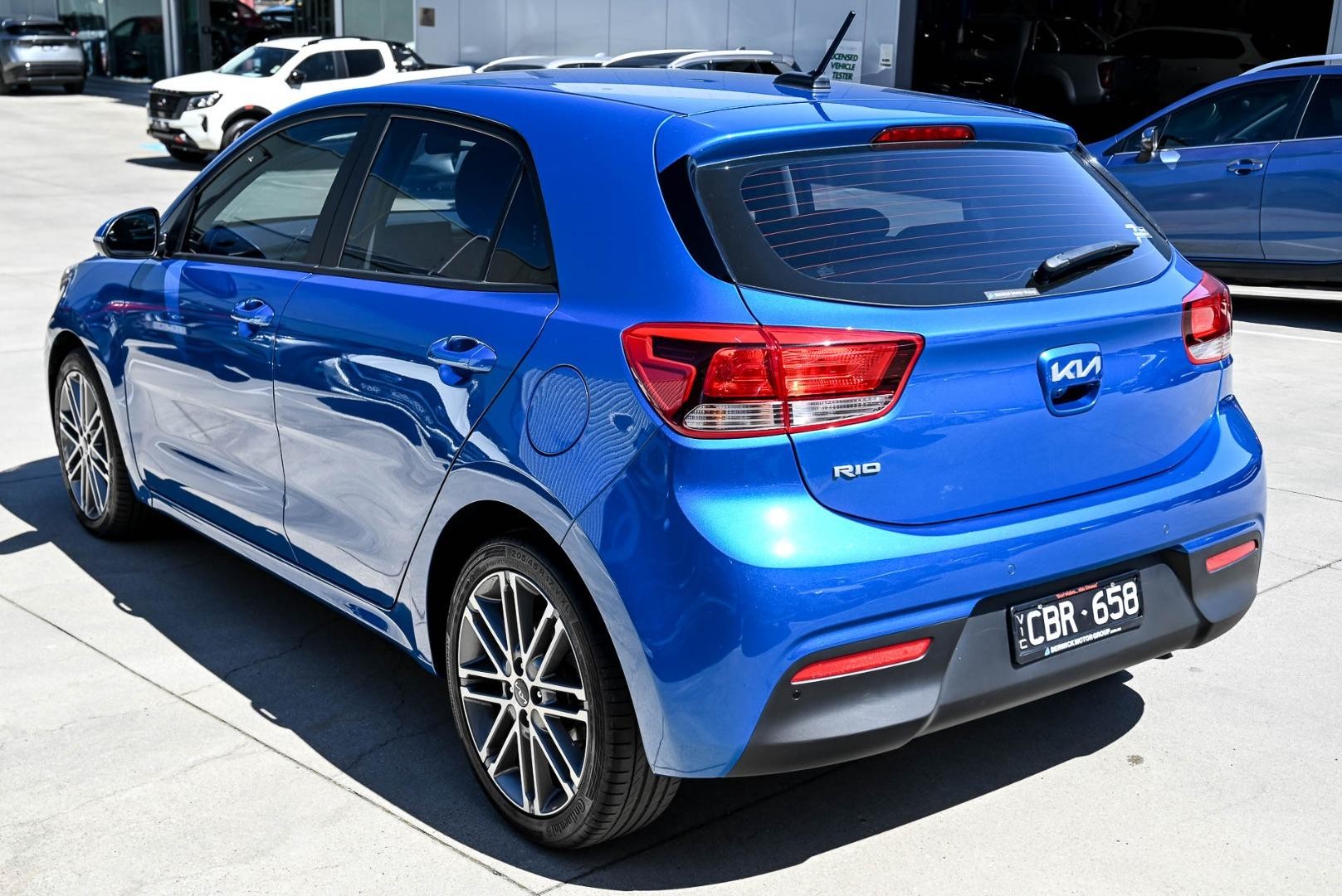 Kia Rio image 3