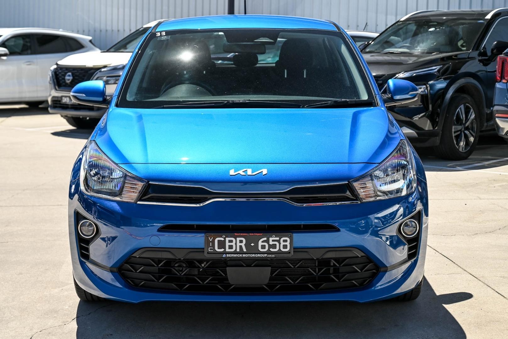 Kia Rio image 2