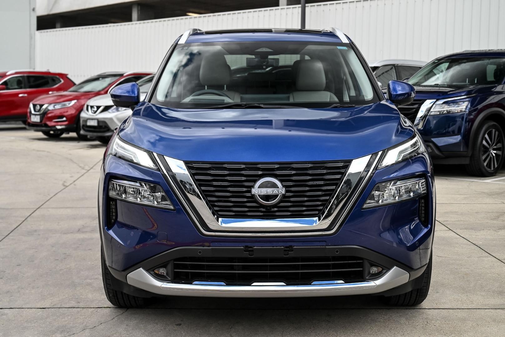 Nissan X-trail image 2