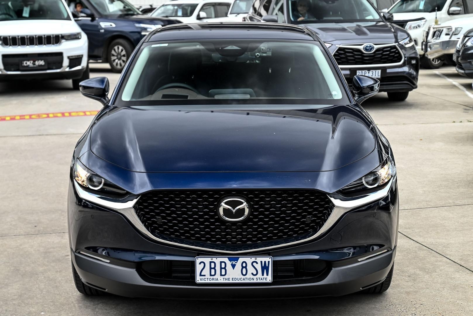 Mazda Cx-30 image 2