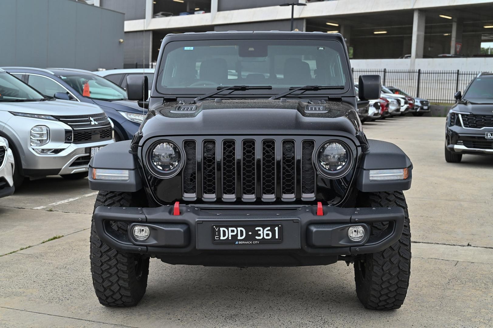 Jeep Gladiator image 2