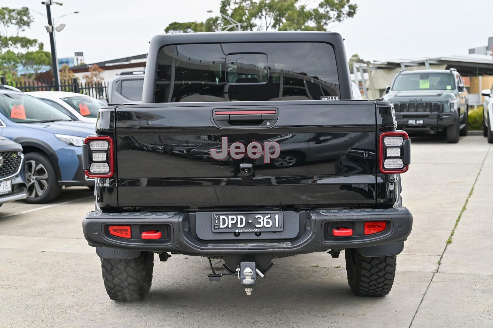 Jeep Gladiator image 4
