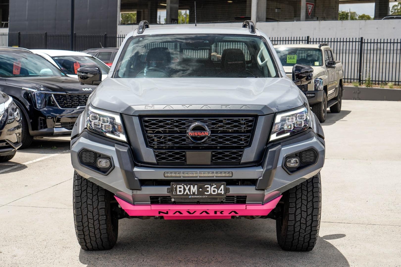 Nissan Navara image 2