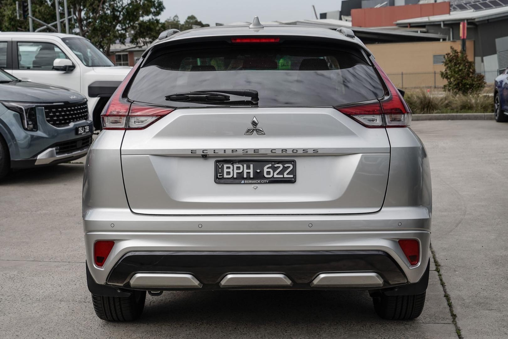 Mitsubishi Eclipse Cross image 4