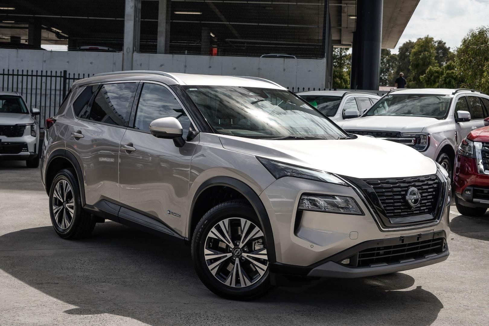 Nissan X-trail image 1