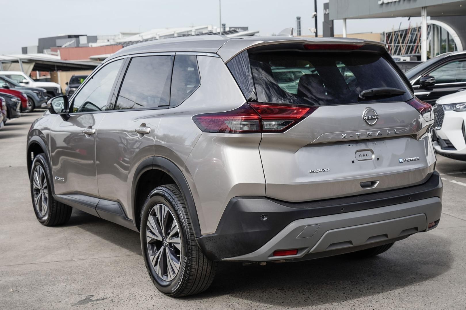 Nissan X-trail image 3