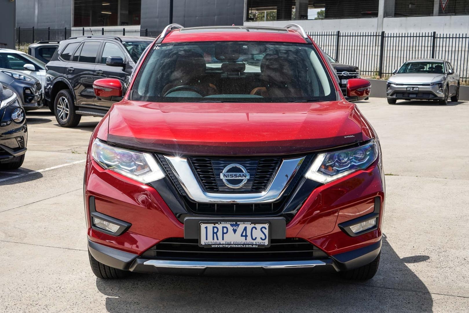 Nissan X-trail image 2