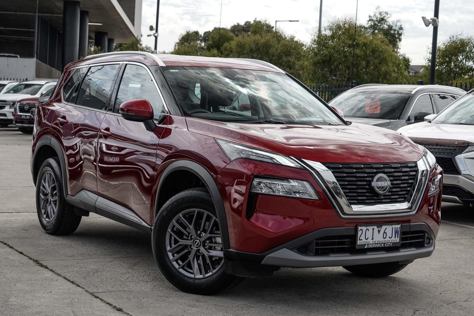Nissan X-trail image 1