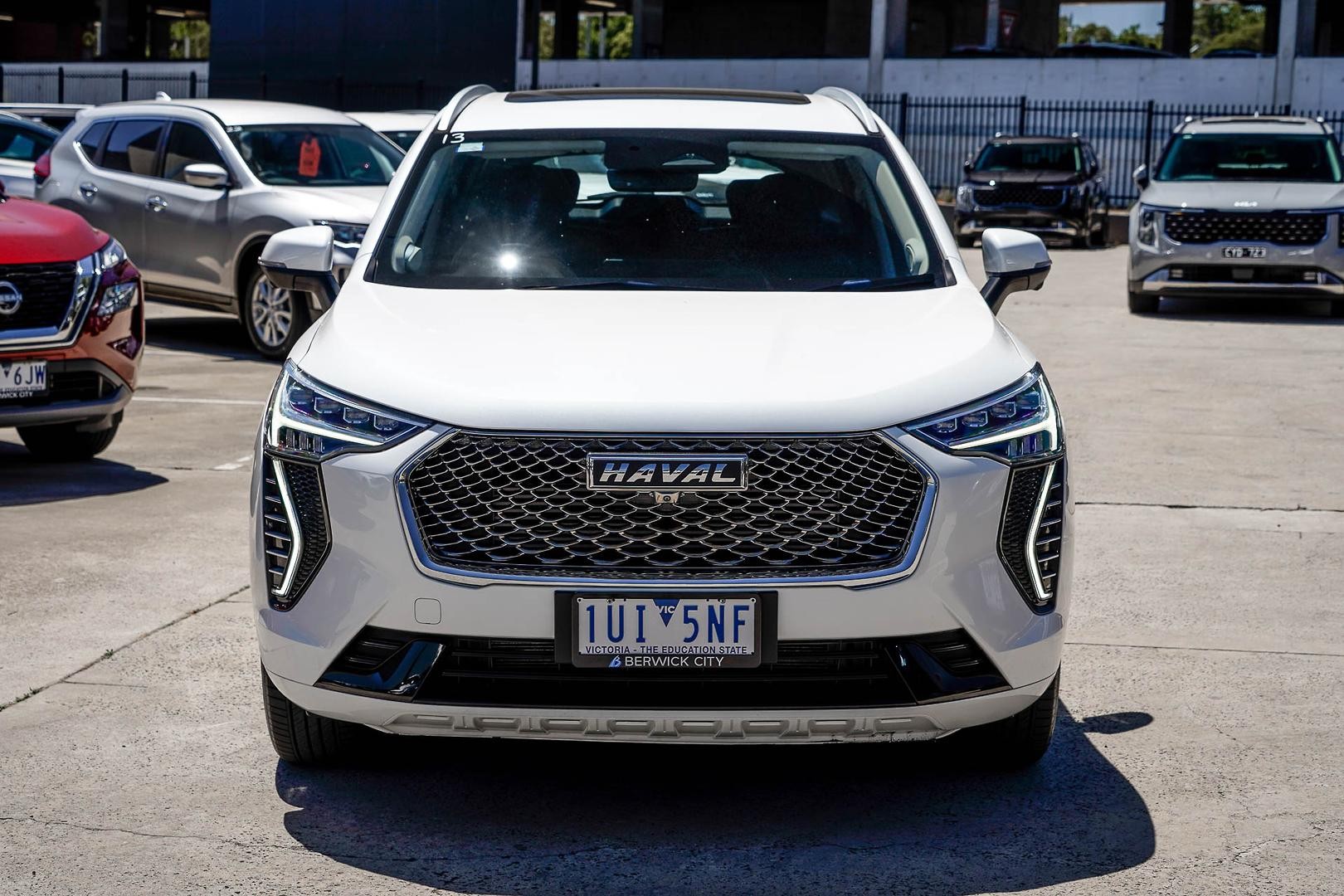 Haval Jolion image 2