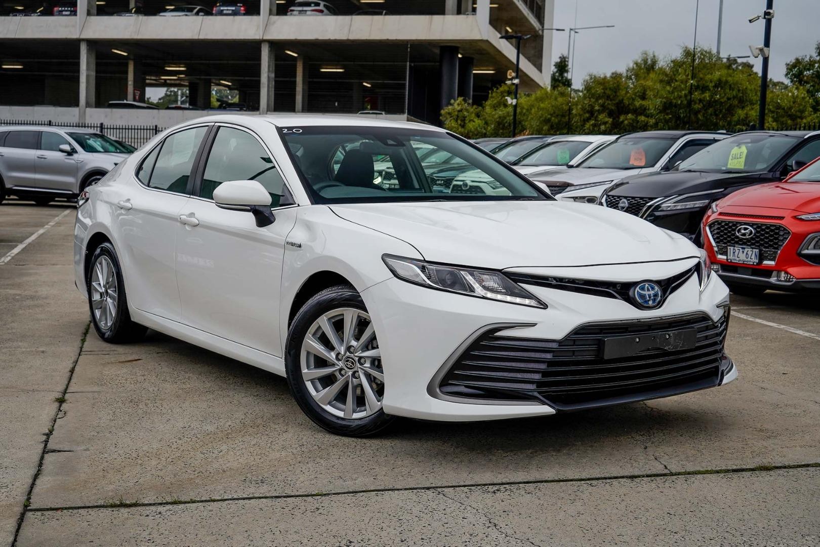Toyota Camry image 1