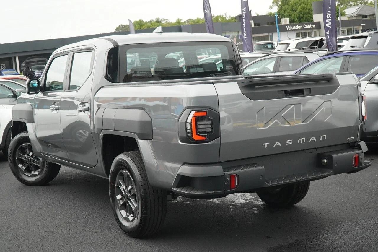 Kia Tasman image 4