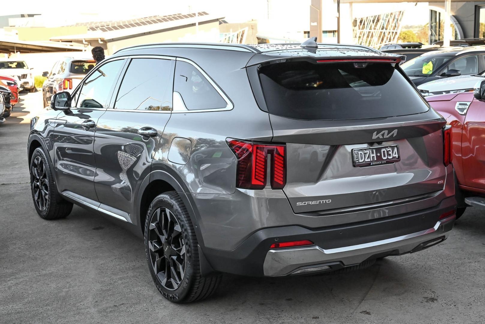 Kia Sorento image 3