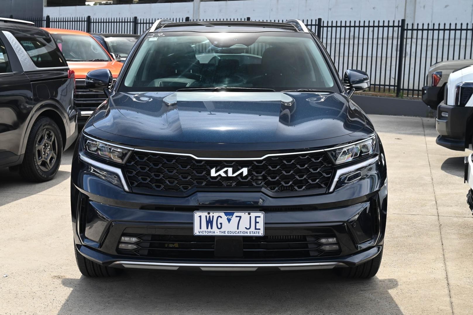 Kia Sorento image 2