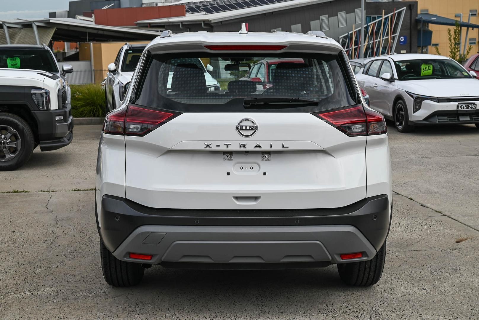 Nissan X-trail image 4