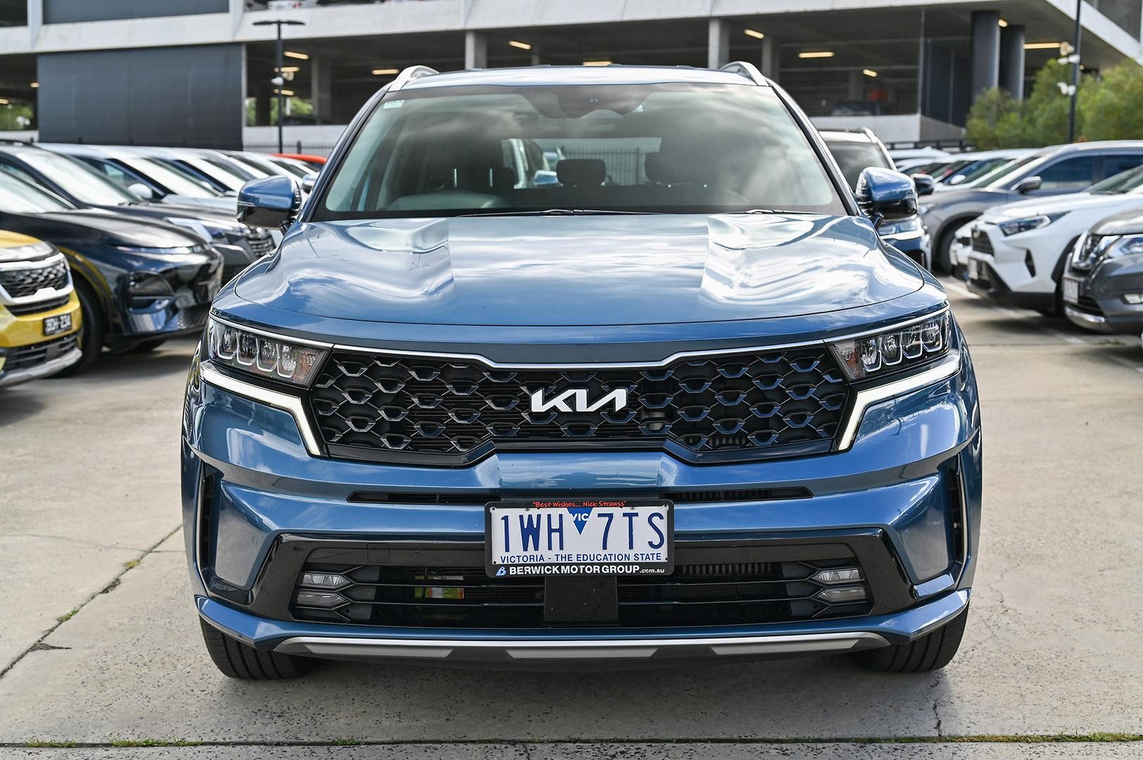 Kia Sorento image 2