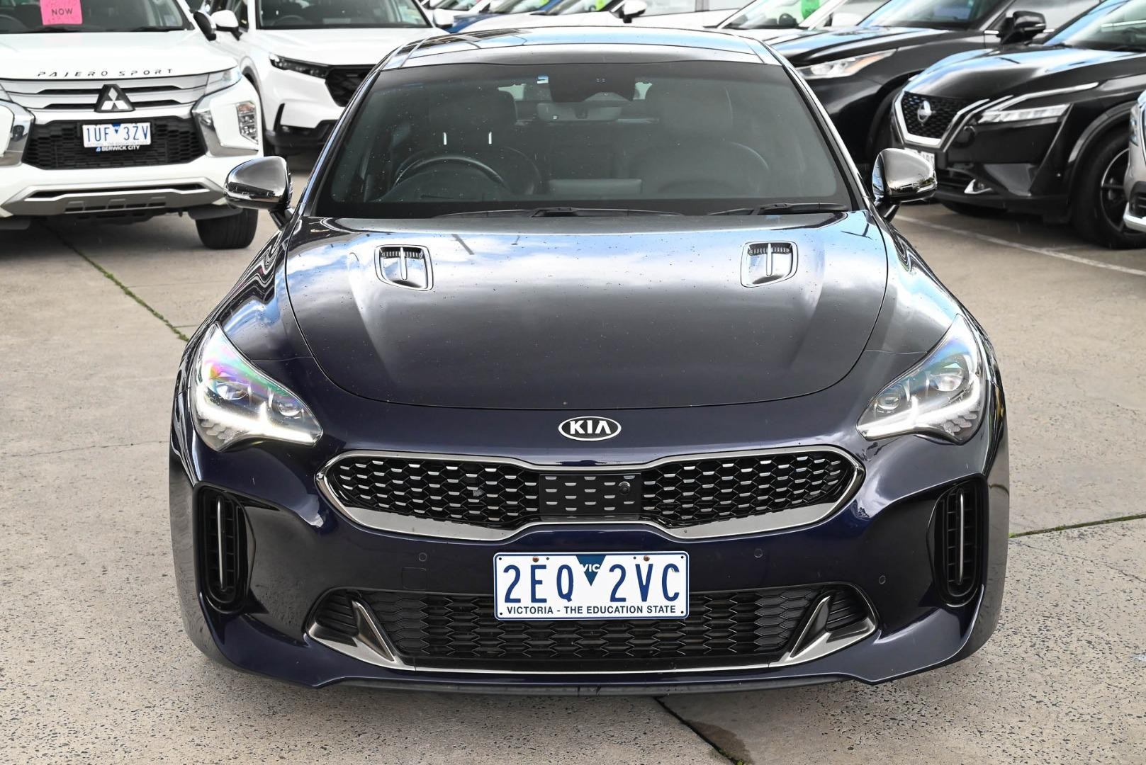 Kia Stinger image 2