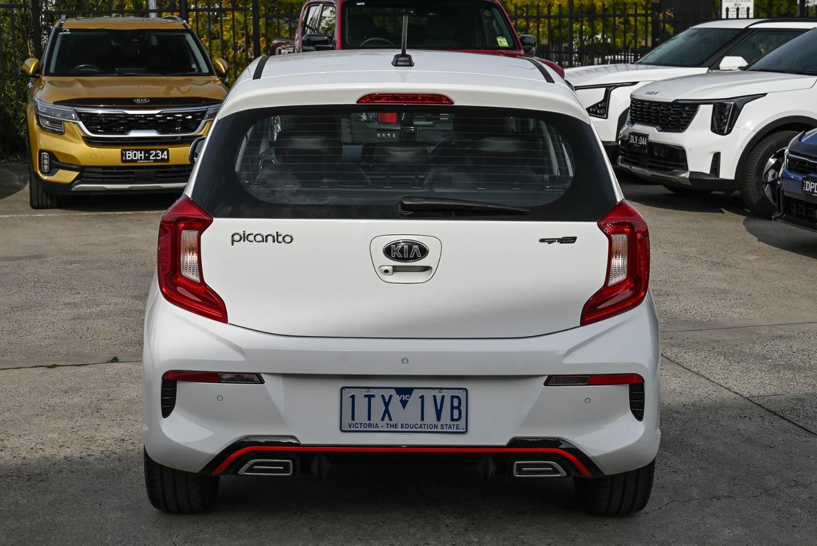 Kia Picanto image 4