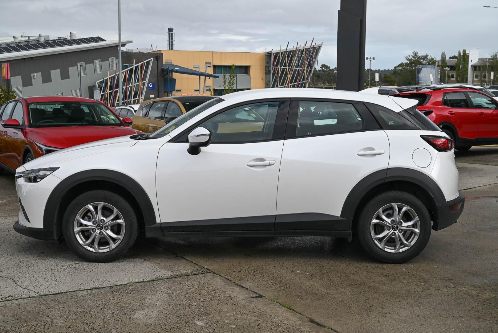 Mazda Cx-3 image 3
