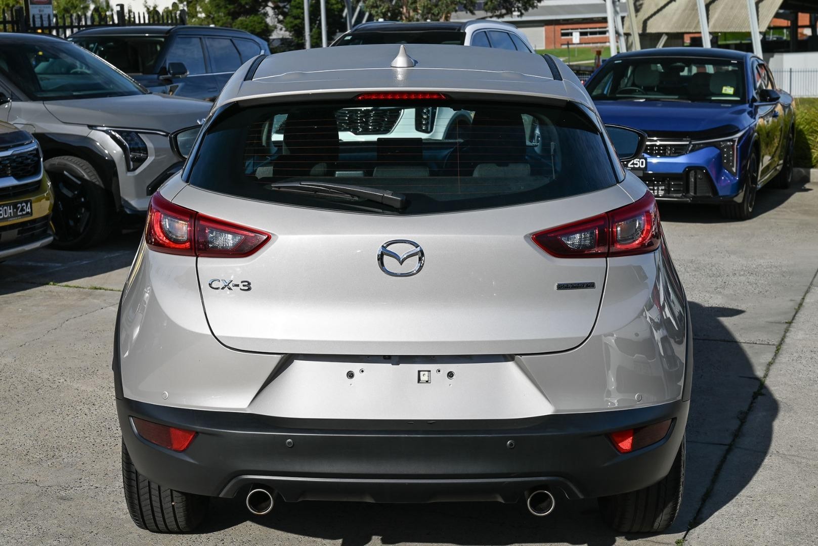 Mazda Cx-3 image 4