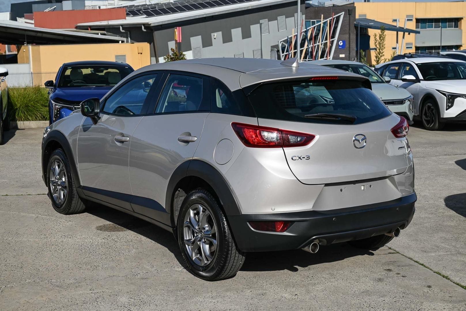 Mazda Cx-3 image 3