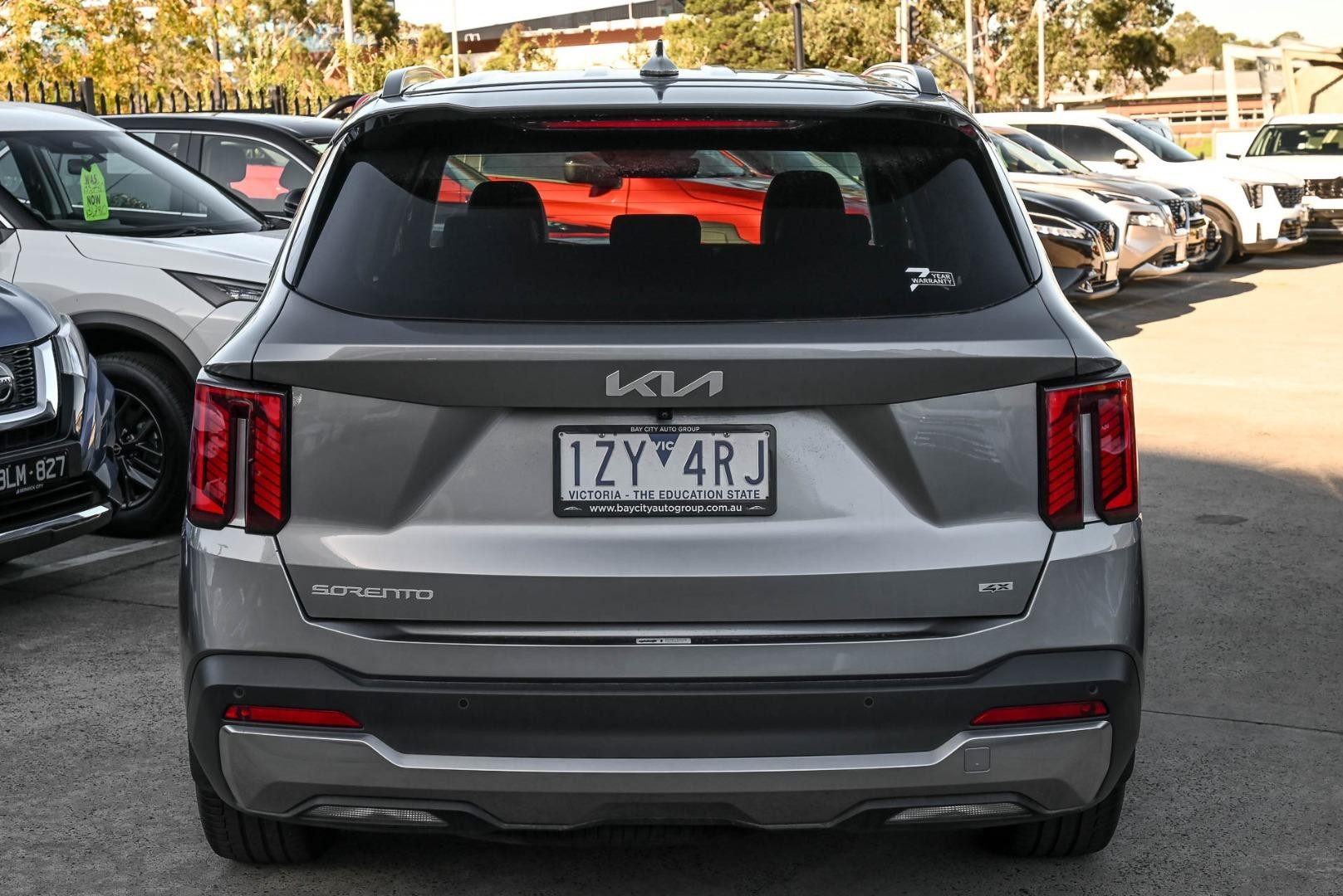 Kia Sorento image 4