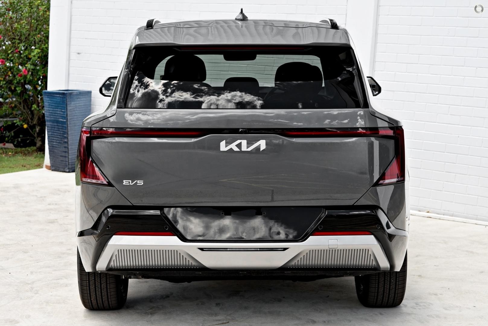 Kia Ev5 image 3