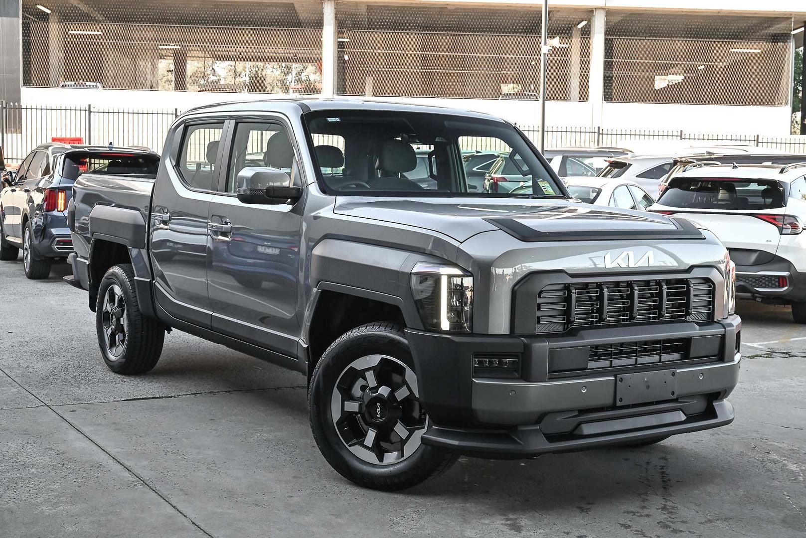 Kia Tasman image 1