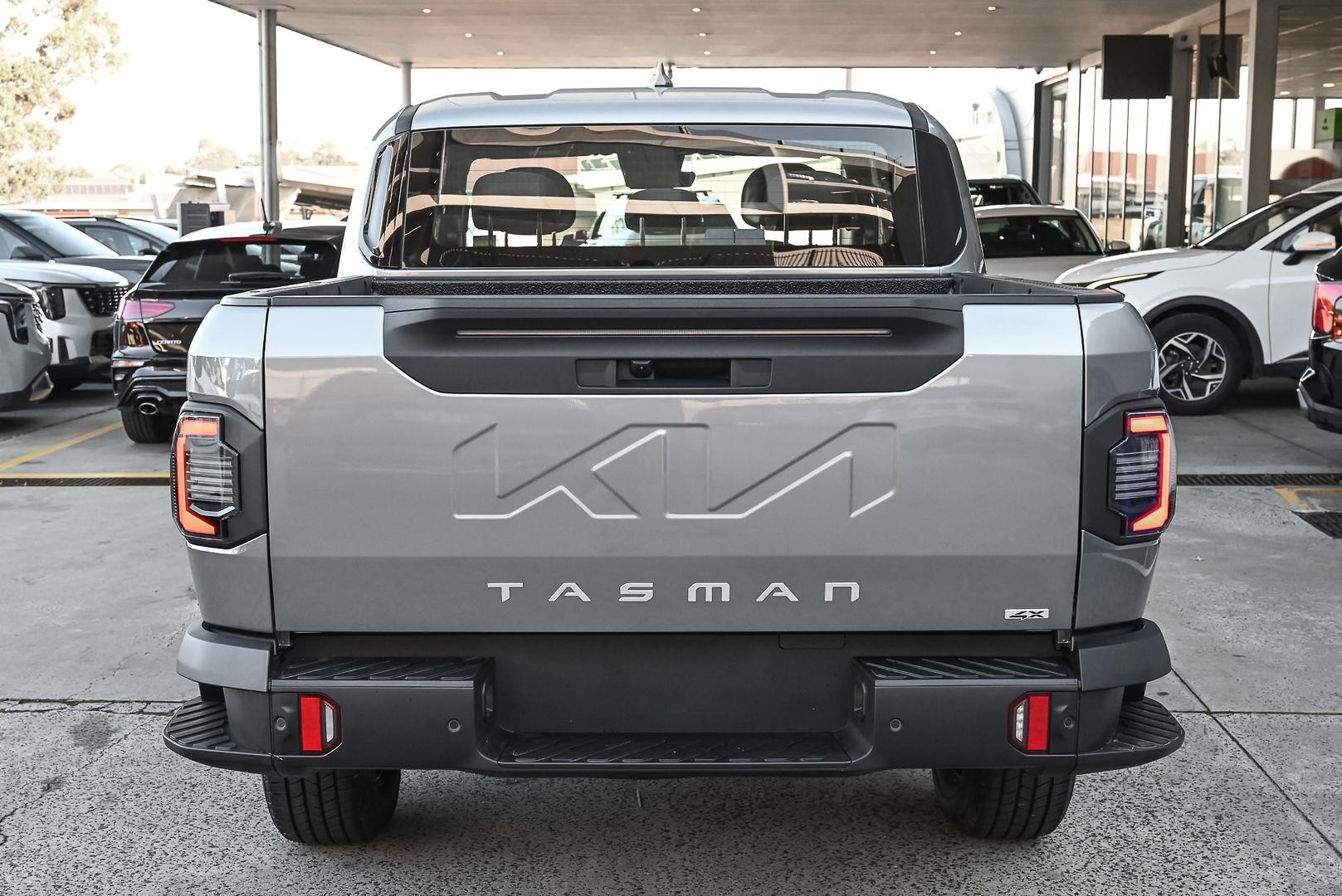 Kia Tasman image 4