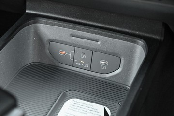 https://dvg-vehicle-assets.s3.amazonaws.com/1208405/33erkb4078f2f8vh6riqkl2y4.jpg