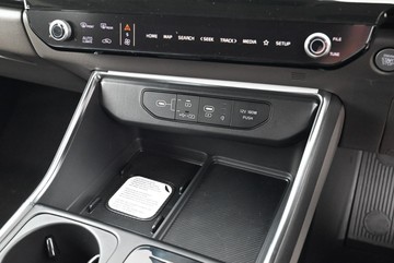 https://dvg-vehicle-assets.s3.amazonaws.com/1208408/1sbm6rc9j6466fl1ngaetryy1.jpg