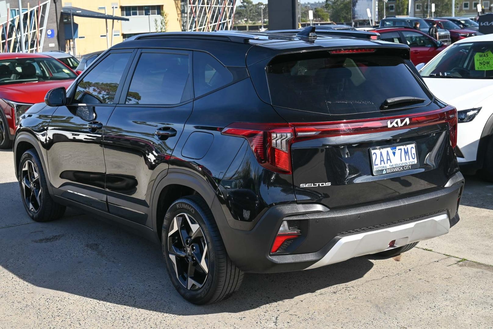 Kia Seltos image 3