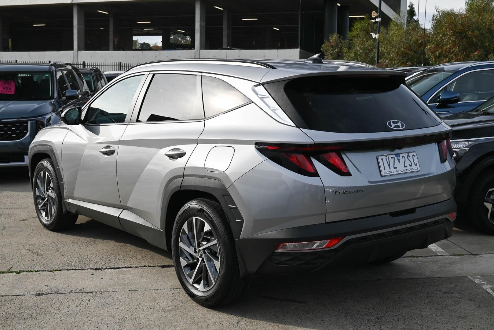 Hyundai Tucson image 3