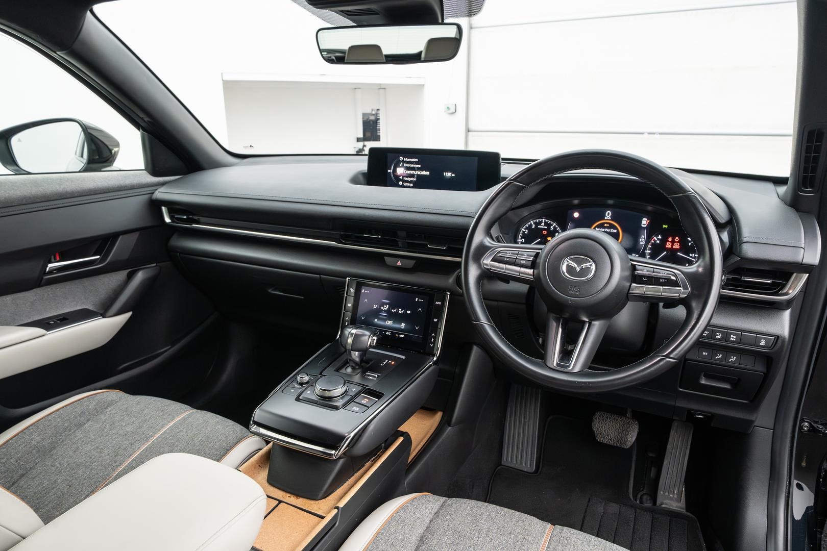 Mazda Mx-30 image 4