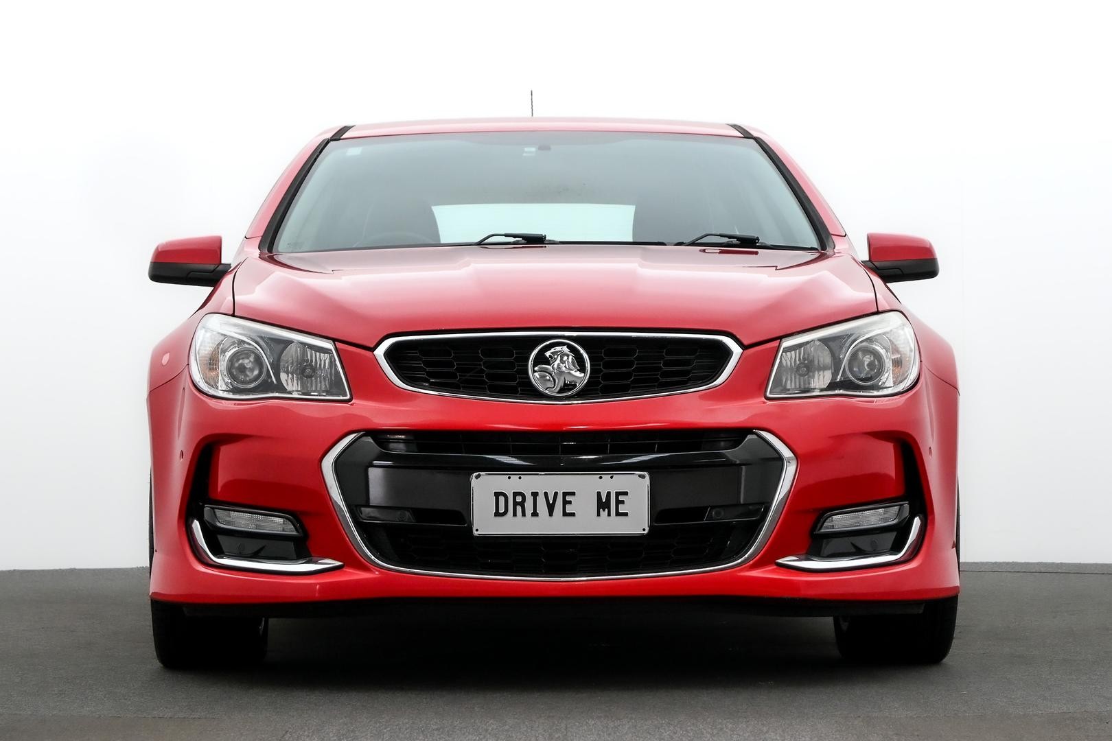 Holden Commodore image 2