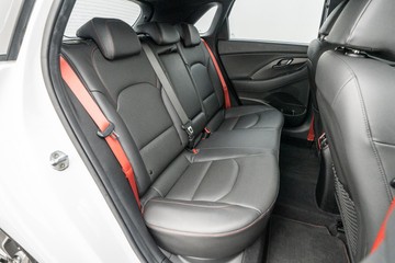 https://dvg-vehicle-assets.s3.amazonaws.com/1208551/2pbdtdjzs1t9y1pzykgb9w7sj.jpg