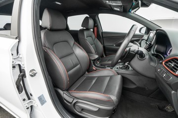 https://dvg-vehicle-assets.s3.amazonaws.com/1208551/2xz662qbaymvf1k4eorein10q.jpg