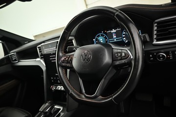 https://dvg-vehicle-assets.s3.amazonaws.com/1208553/5ofd5p55dqga5knpcjgrhnwb4.jpg