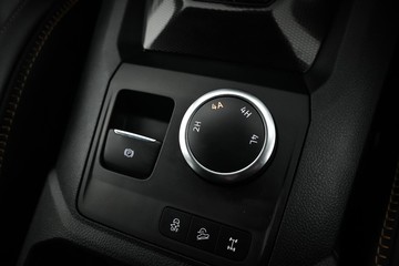https://dvg-vehicle-assets.s3.amazonaws.com/1208553/7wn942fp6payp2pts8m64fukb.jpg