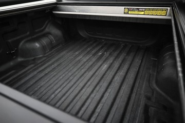 https://dvg-vehicle-assets.s3.amazonaws.com/1208553/7xnkcvlzjl38mafvai3e9n3hk.jpg