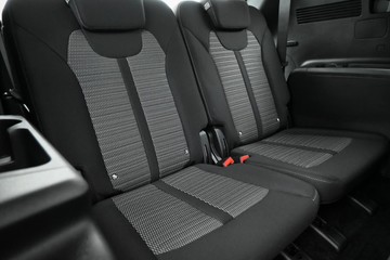 https://dvg-vehicle-assets.s3.amazonaws.com/1208559/7qdfjf9e3gvr075k83kzvr025.jpg
