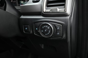 https://dvg-vehicle-assets.s3.amazonaws.com/1208562/3vtwb0s4d6lbh59cgi0lj19hk.jpg