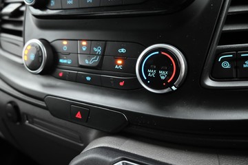 https://dvg-vehicle-assets.s3.amazonaws.com/1208564/5ym5soo94aloea7e2ewo3ngd3.jpg