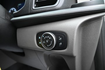 https://dvg-vehicle-assets.s3.amazonaws.com/1208564/9uv9hweo8pksh29p0v641k61f.jpg