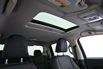 https://dvg-vehicle-assets.s3.amazonaws.com/1208577/87gd8b3kg58jwq9l7rsok8x9u.jpg