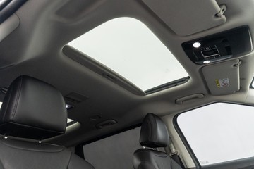 https://dvg-vehicle-assets.s3.amazonaws.com/1208591/6wppo8kl2p7hrt97n6e888i8s.jpg