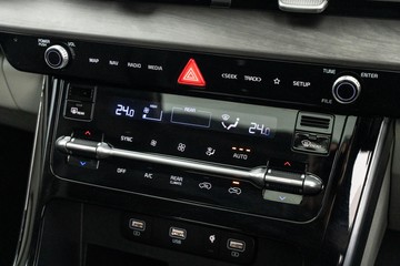 https://dvg-vehicle-assets.s3.amazonaws.com/1208591/akeet3nkjkx7y2m4km96mfghb.jpg