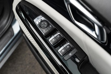 https://dvg-vehicle-assets.s3.amazonaws.com/1208591/ysik4c23739ky8yg90fsiusp.jpg
