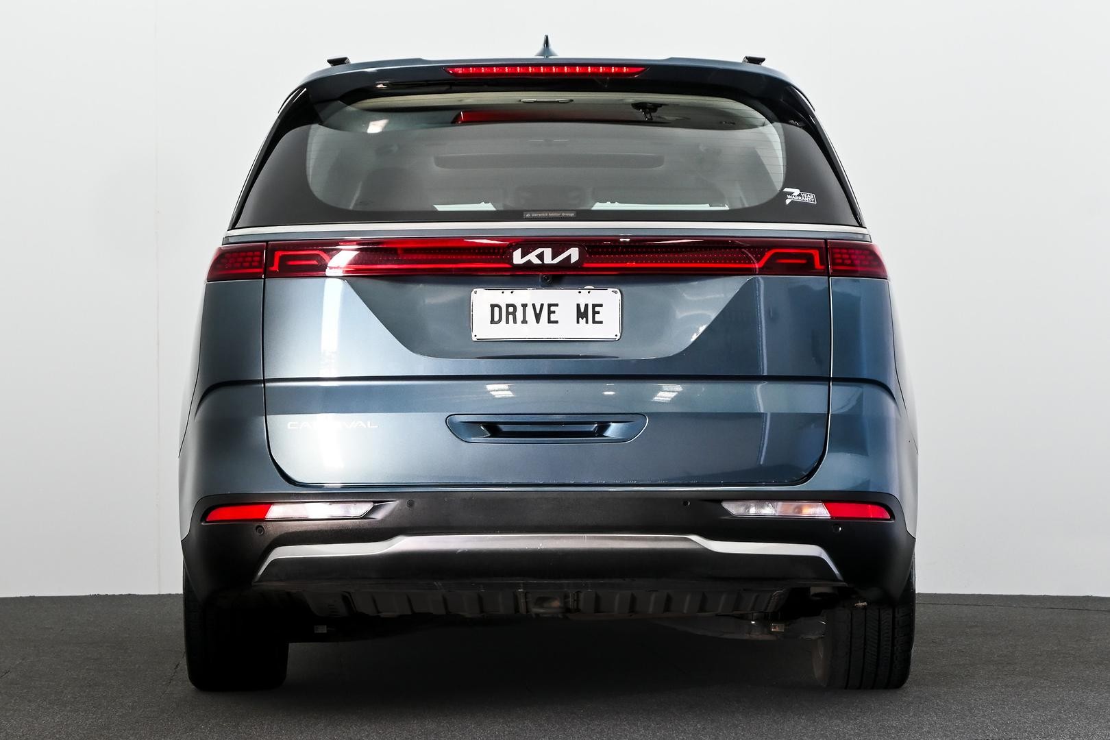 Kia Carnival image 3
