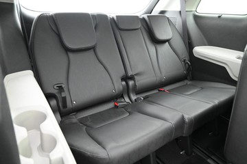 https://dvg-vehicle-assets.s3.amazonaws.com/1208599/cjf1pswxfu7bpmco79iadlp0f.jpg