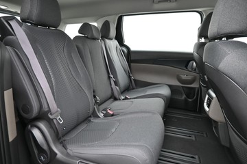 https://dvg-vehicle-assets.s3.amazonaws.com/1208623/a79yp1vdm6k4vtcz7s2wn66h1.jpg